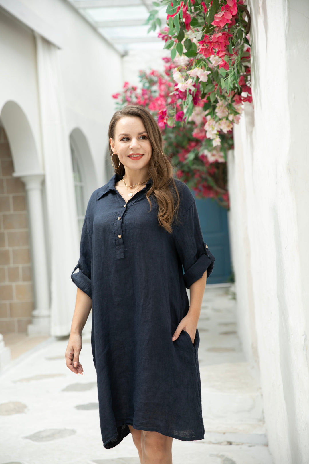 Bella's Cute Linen dress with buttons