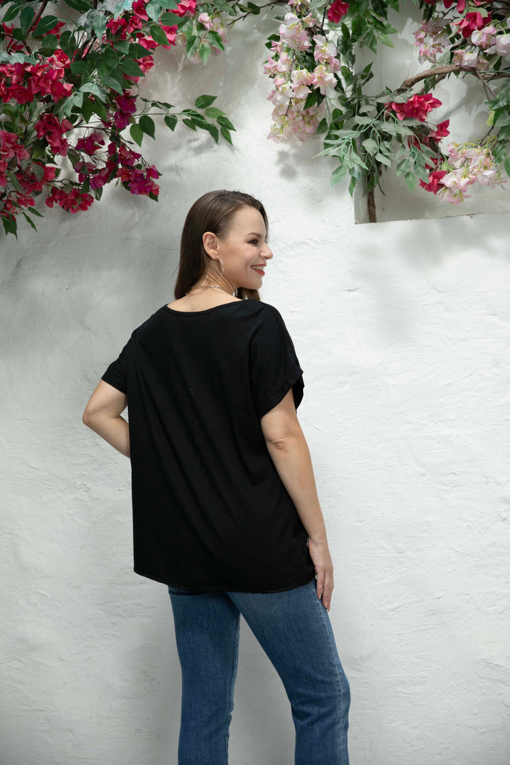 Ariana's Graphic linen Top with Leaves