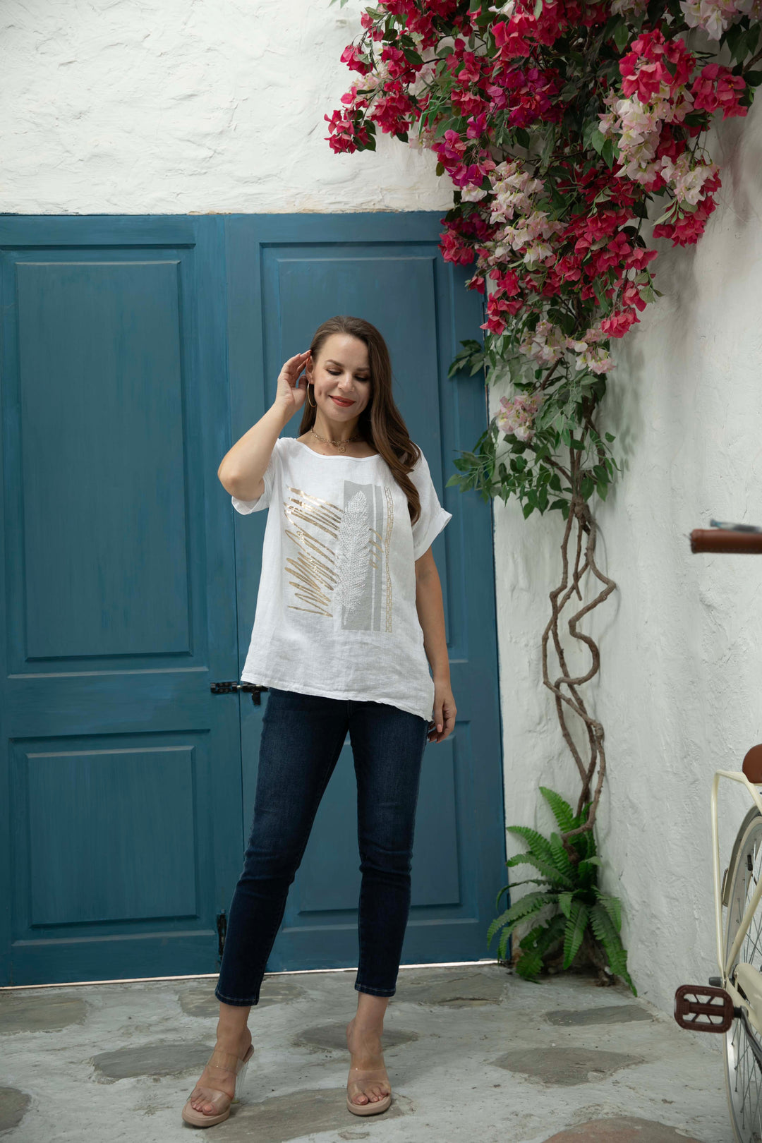 Ariana's Graphic linen Top with Leaves