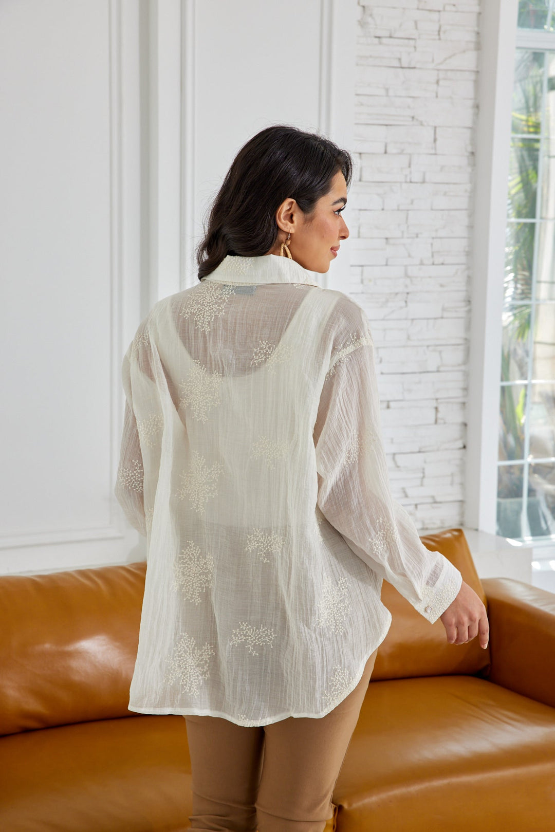 Veiled Branch Long Sleeve Top