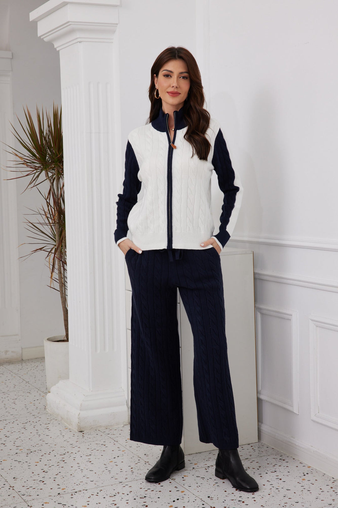 Alpine Contrast Zip Jacket