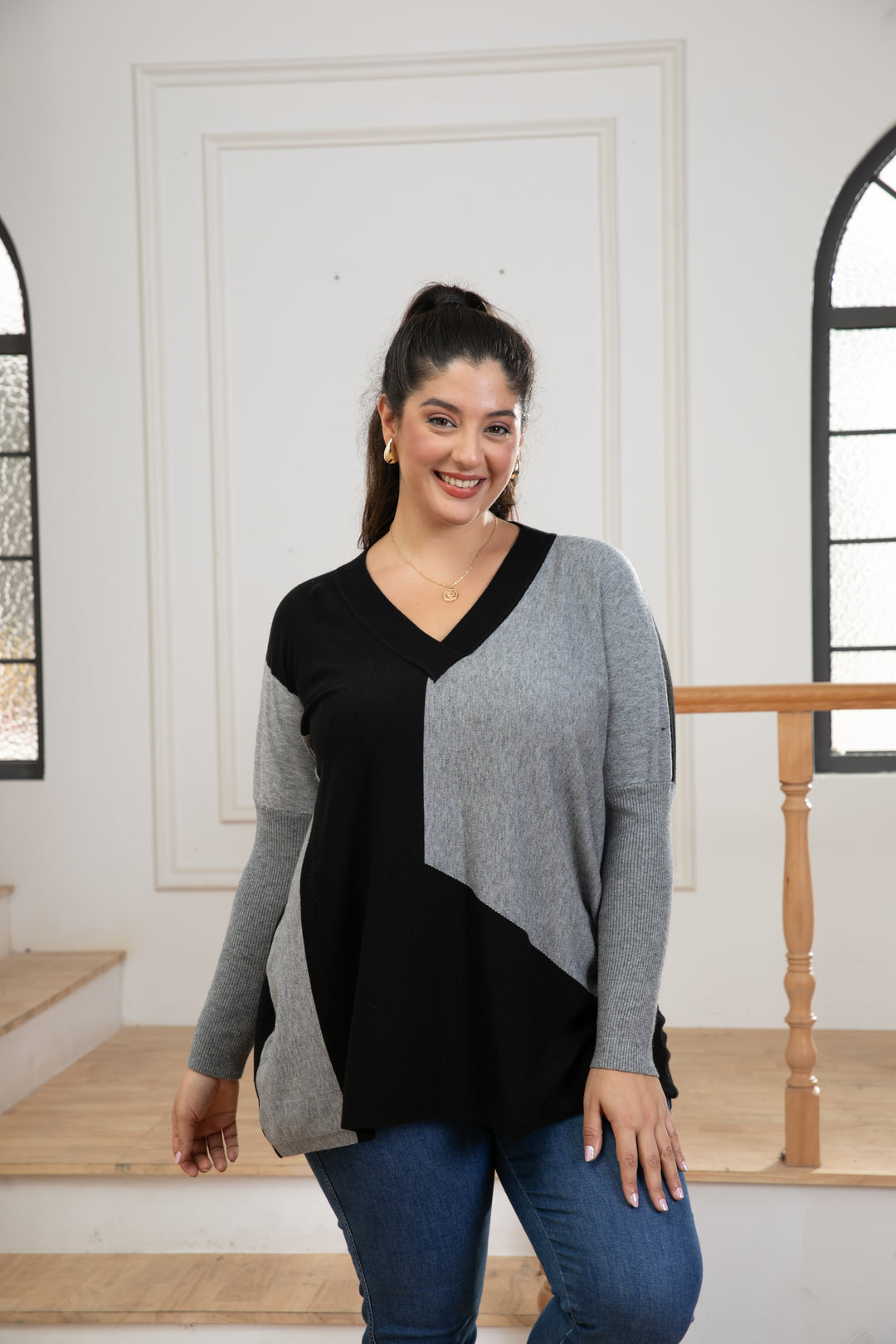 Cassadee's Cashmere-Feel Color Block Pull Over