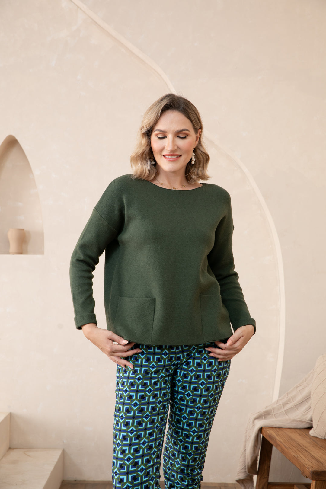 Cashmere Feel Knitted Round neck