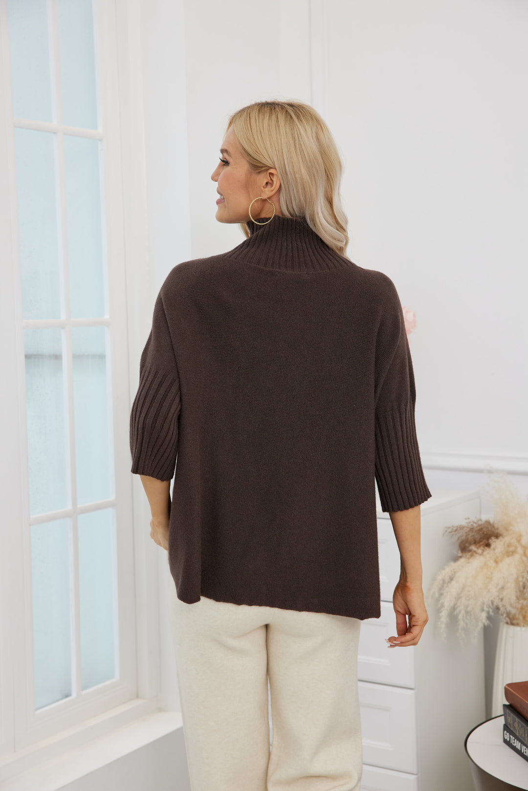 Ribbed Mockneck Elbow Sleeve