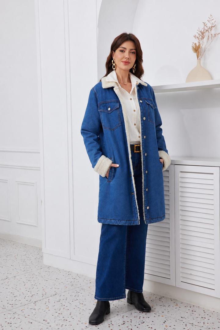 Veste longue en jean à pompons
