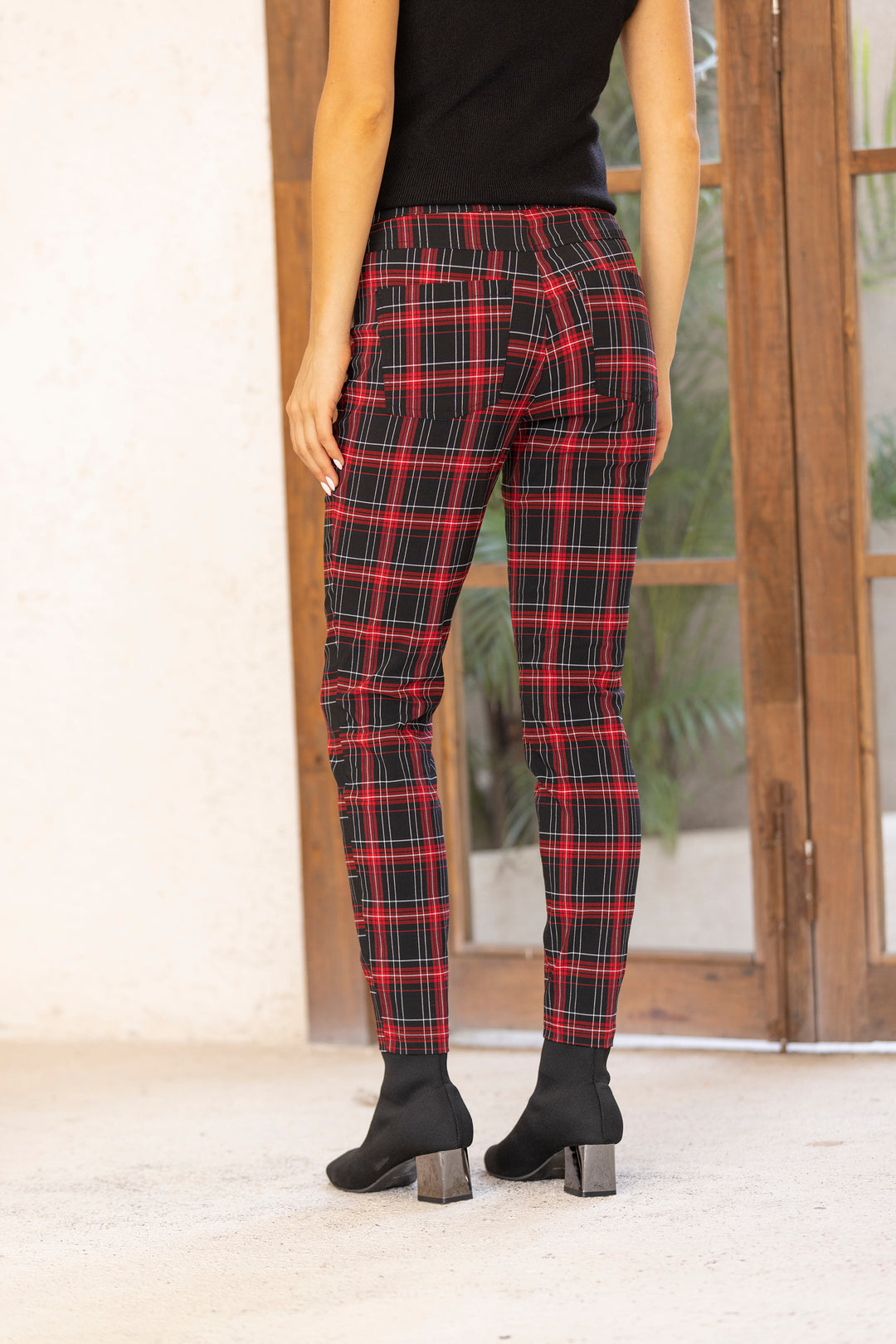 RED GLENCHECK PRINTED PANT