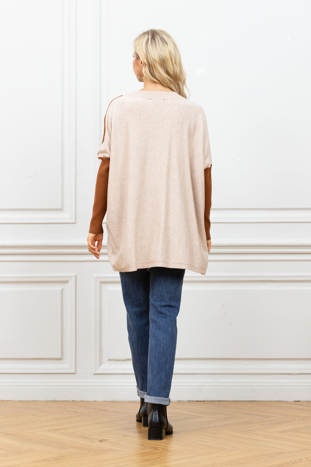Cassadee's Cashmere-Feel Color Block Pull Over