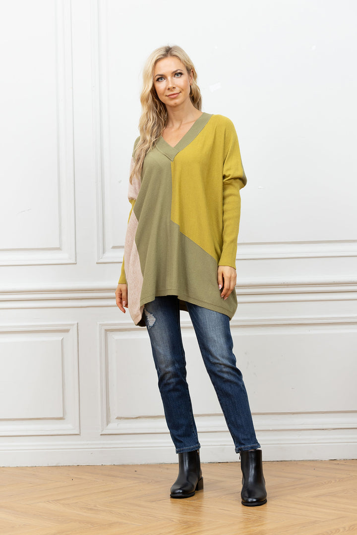 Cassadee's Cashmere-Feel Color Block Pull Over