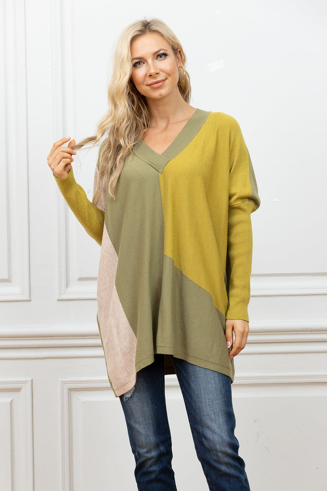 Cassadee's Cashmere-Feel Color Block Pull Over