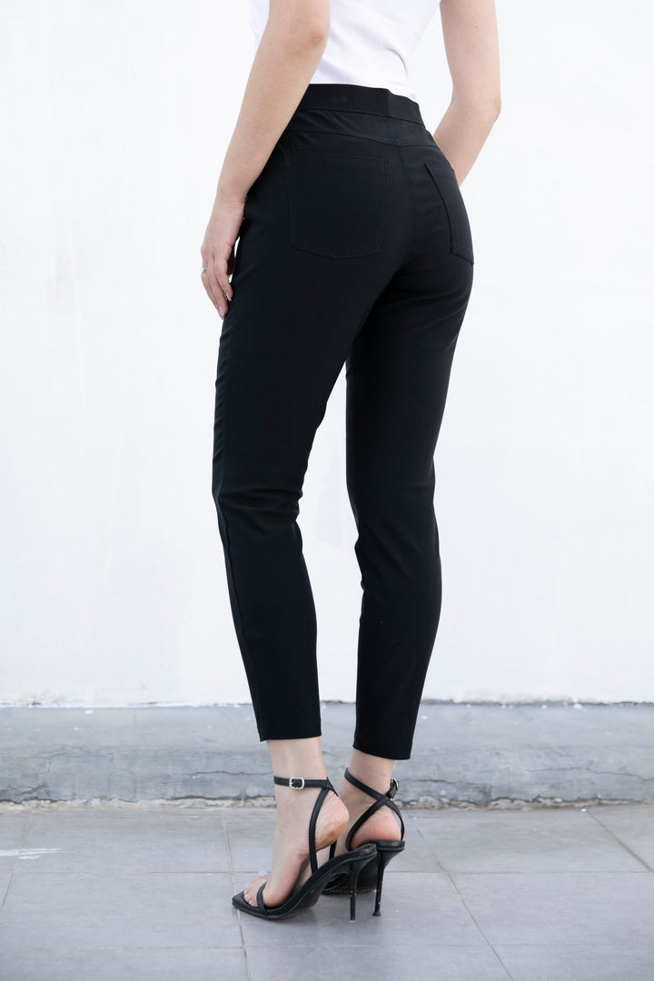 Pantalon de couleur unie à la cheville