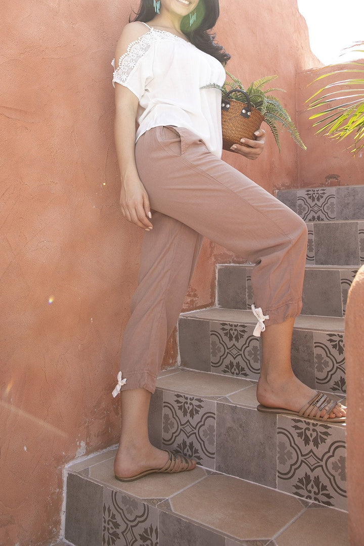 Colored Capri With With Ties